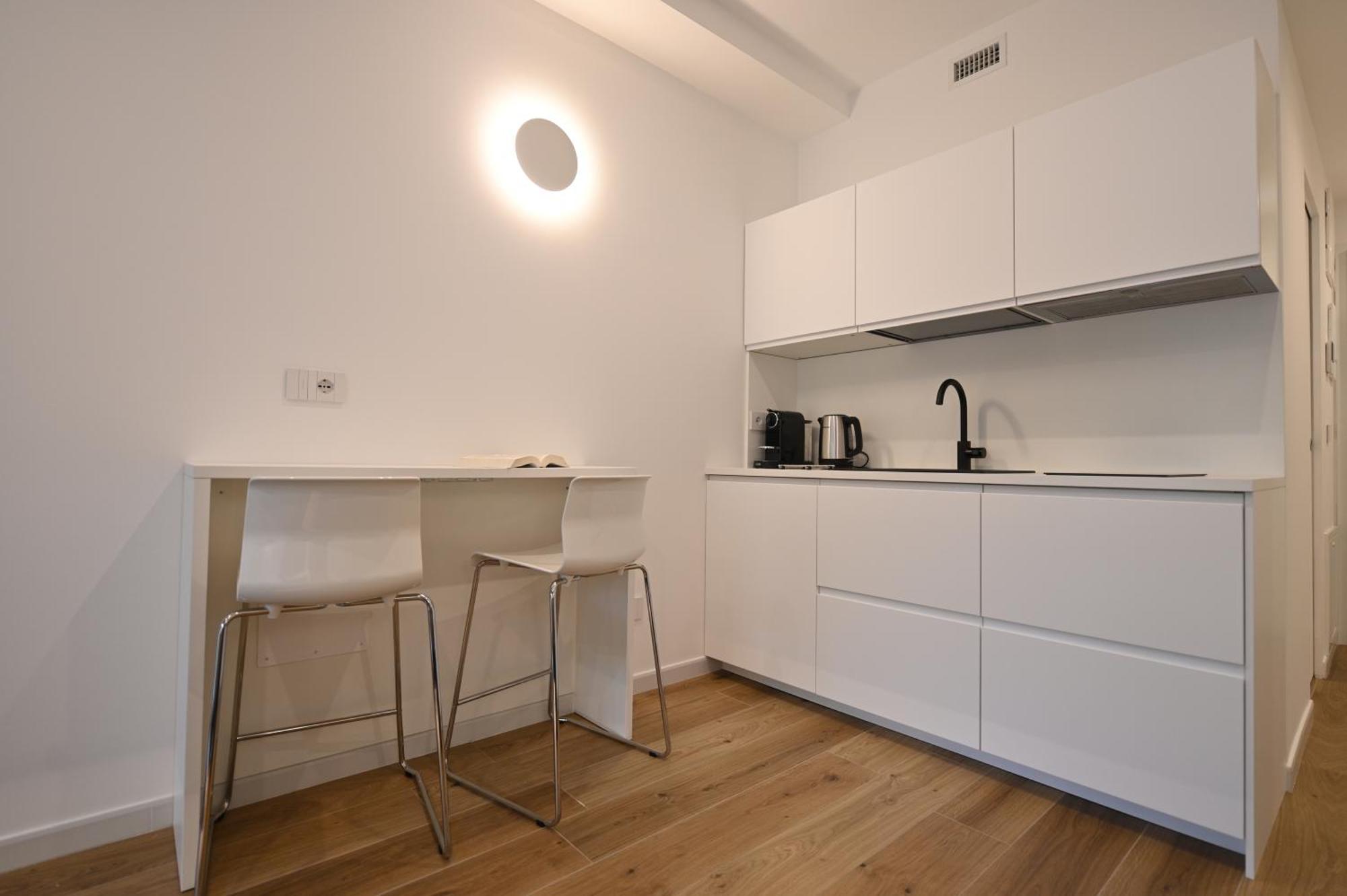 Me Too - Exclusive Apartments Bari Exterior photo