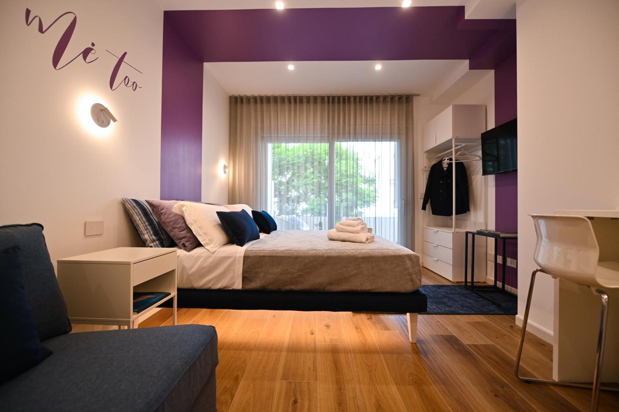 Me Too - Exclusive Apartments Bari Exterior photo