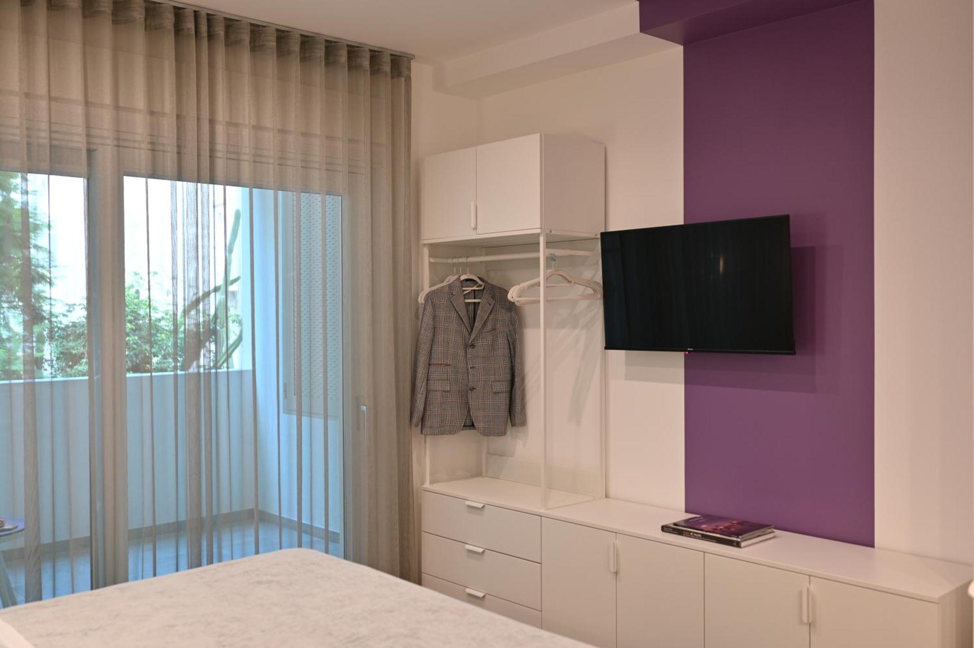 Me Too - Exclusive Apartments Bari Exterior photo
