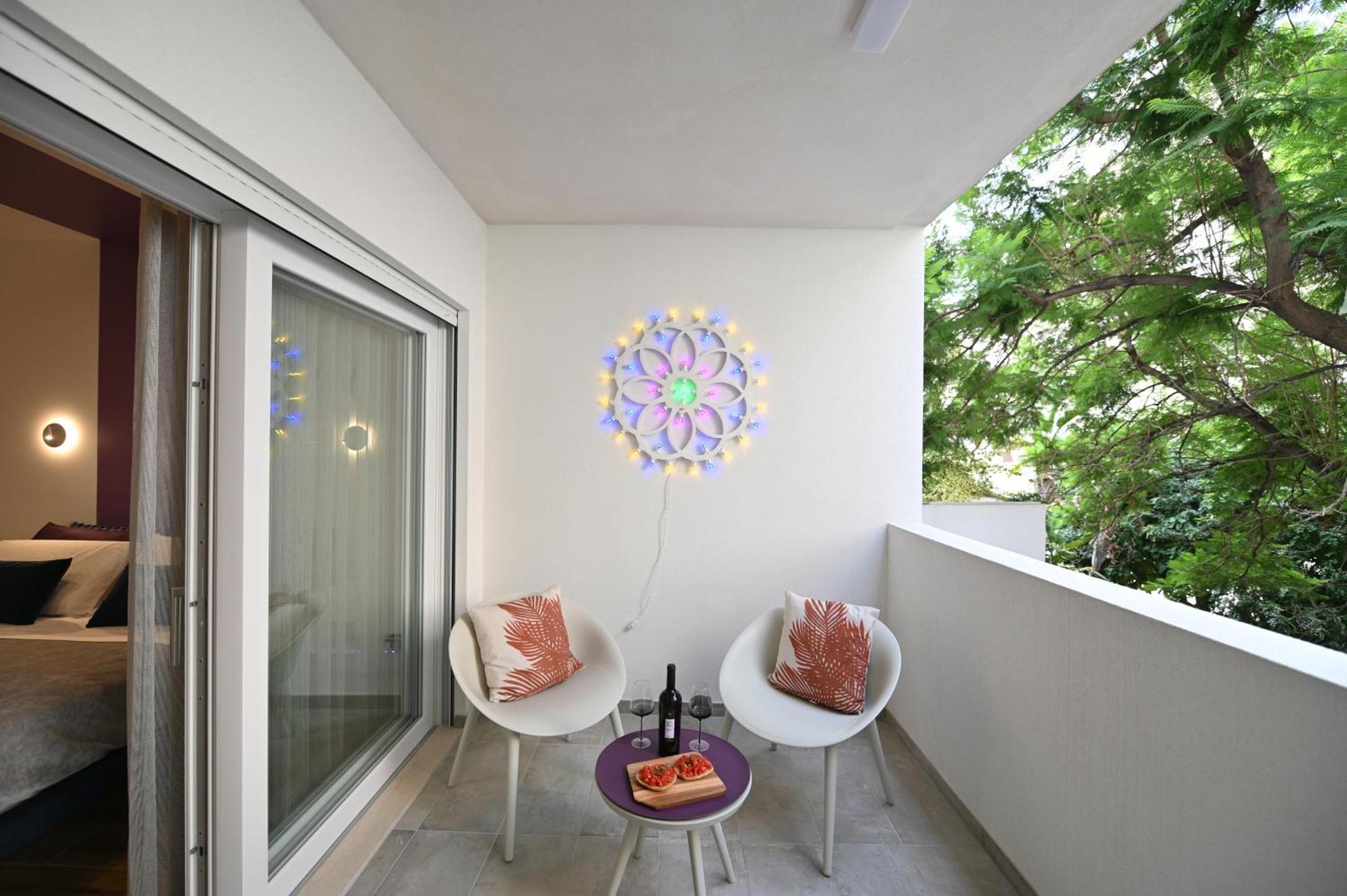 Me Too - Exclusive Apartments Bari Exterior photo